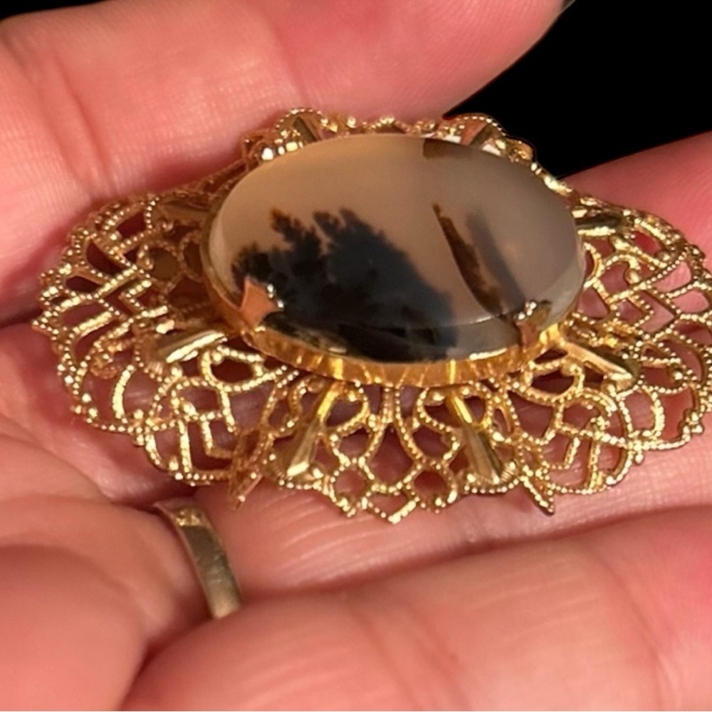 Vintage Gold Brooch with Picturesque Moss Agate Centerpiece